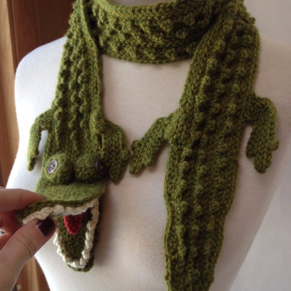 Olive green alligator hand knitted scarf